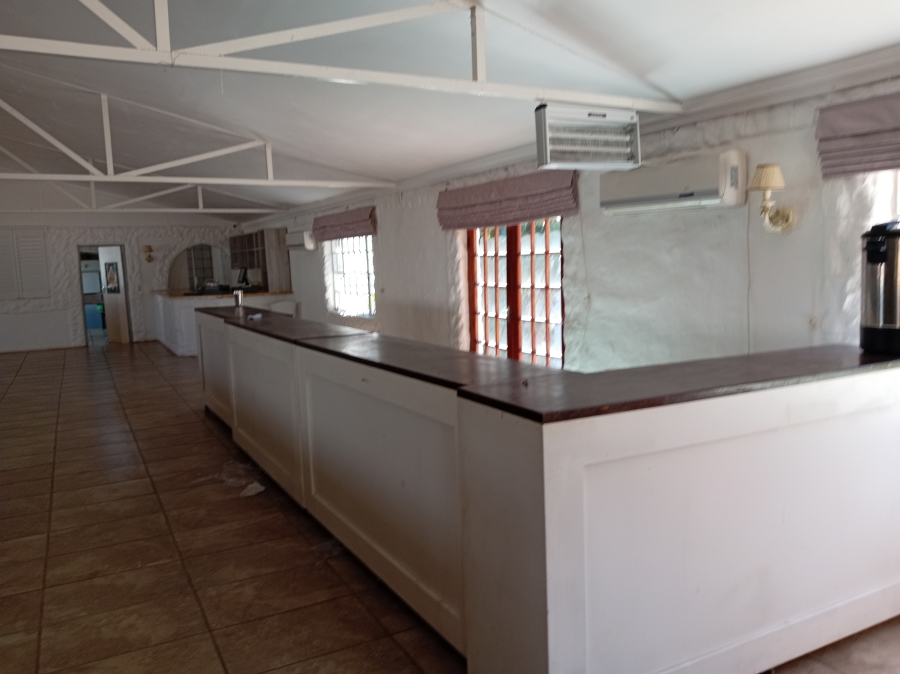 11 Bedroom Property for Sale in De Wildt North West